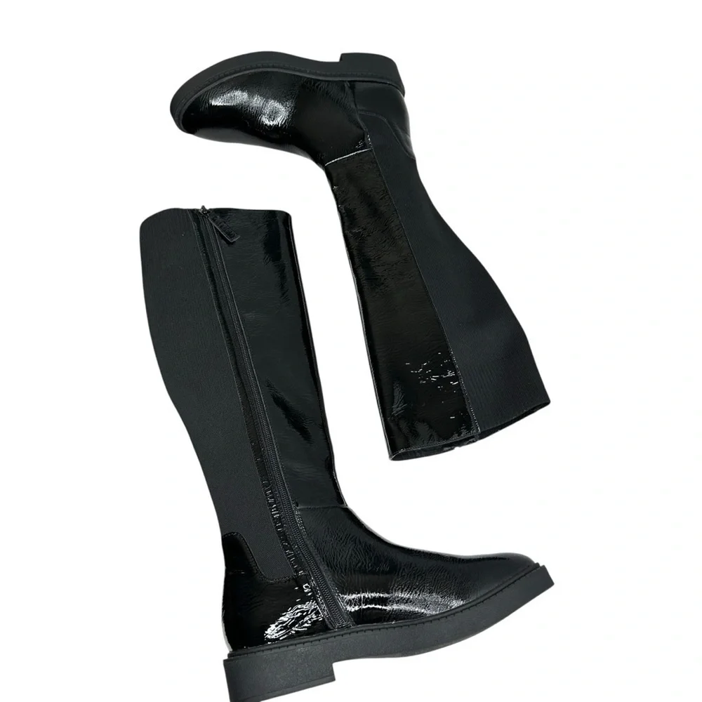 Andre Assous Women's Viva Round Toe Patent Boots. 7.5